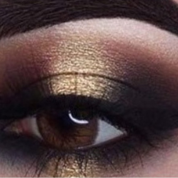 MAC shadow IF IT AIN'T BAROQUE Frost eyeshadow NIB - Picture 6 of 7
